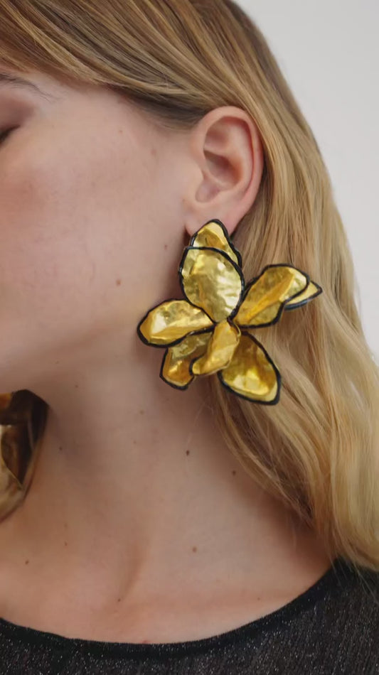 Nali' Orecchini Fiore Over con smalto nero|oro