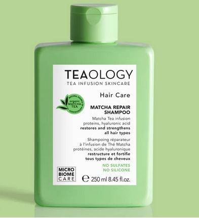 Teaology Shampoo ristrutturante con infuso di tè Matcha